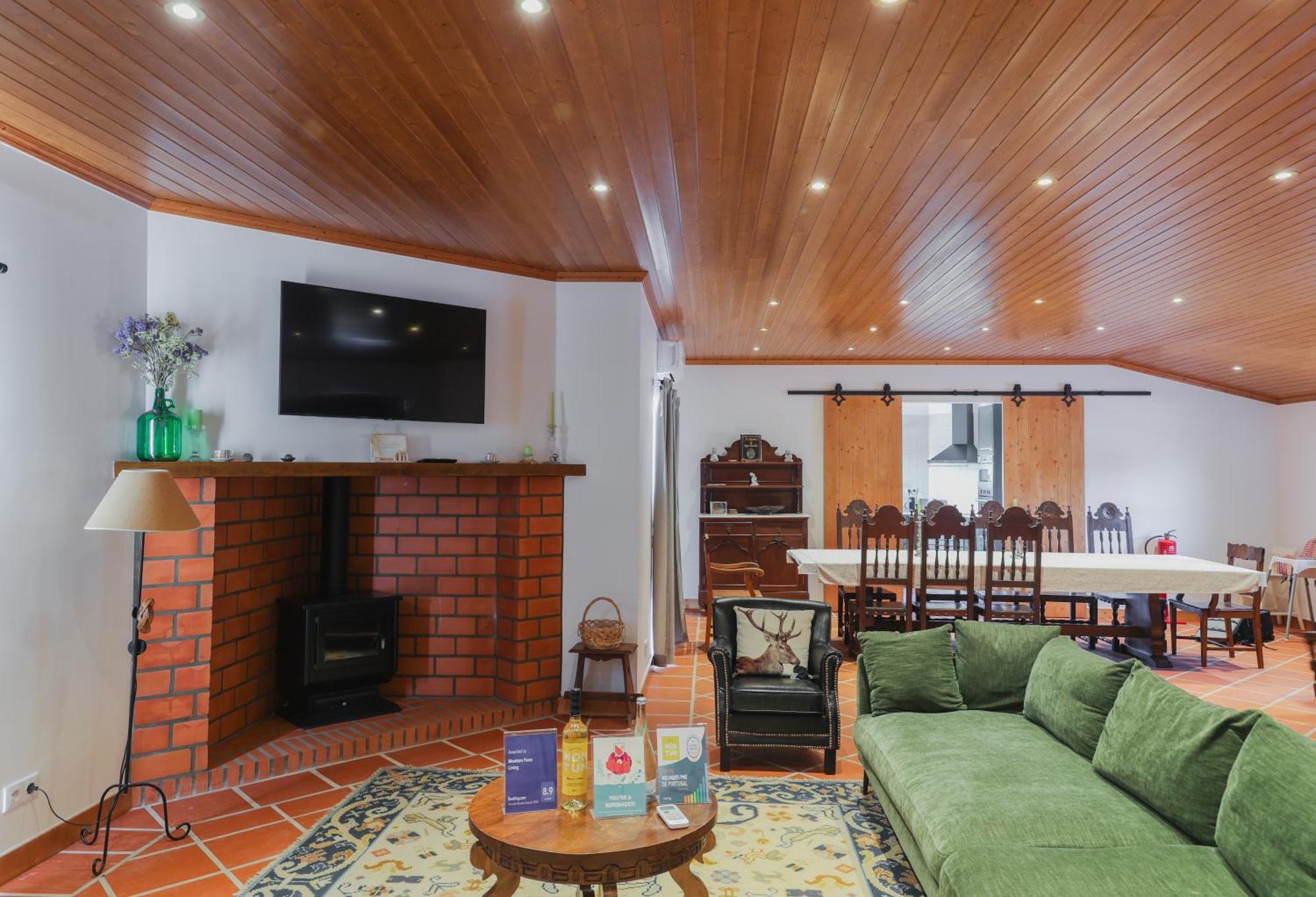 Гостьовий будинок Montum Farm Living Мелідеш Екстер'єр фото